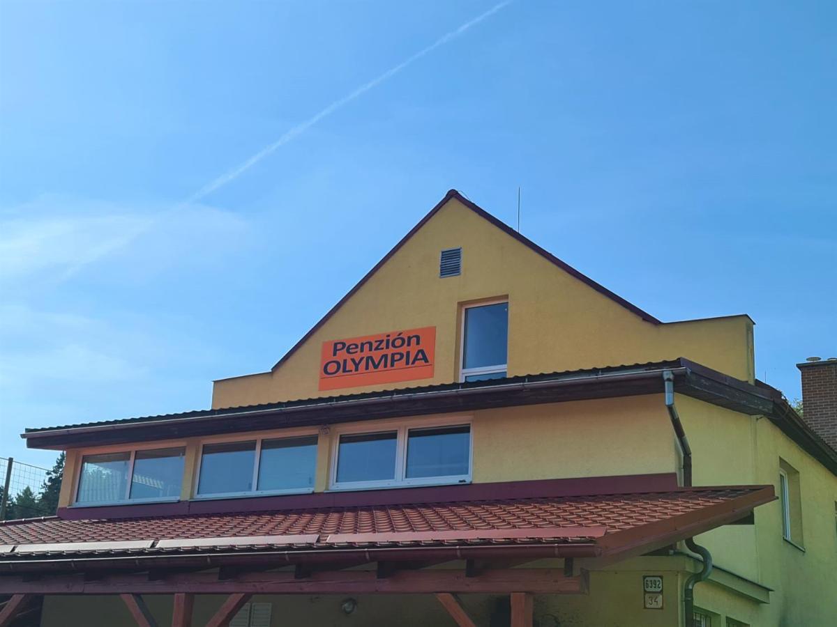 Penzion Olympia Banská Bystrica Buitenkant foto