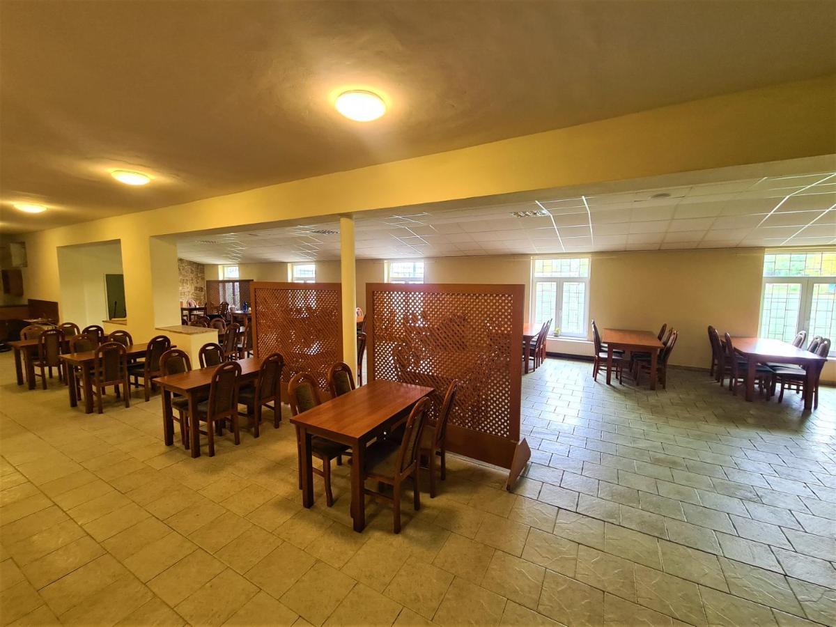 Penzion Olympia Banská Bystrica Buitenkant foto