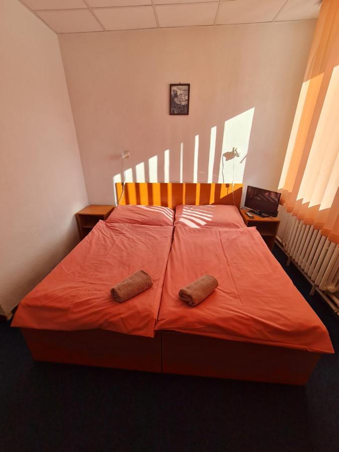 Penzion Olympia Banská Bystrica Buitenkant foto