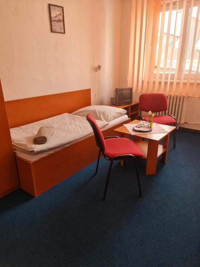 Penzion Olympia Banská Bystrica Buitenkant foto