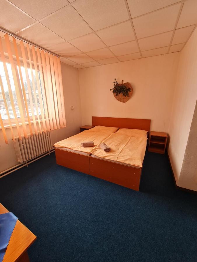 Penzion Olympia Banská Bystrica Buitenkant foto