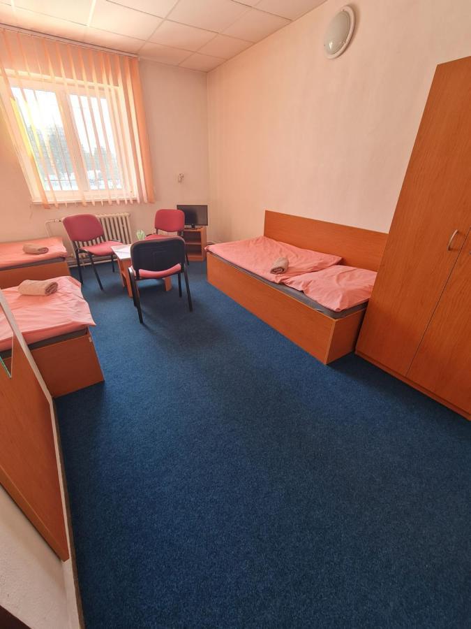 Penzion Olympia Banská Bystrica Buitenkant foto