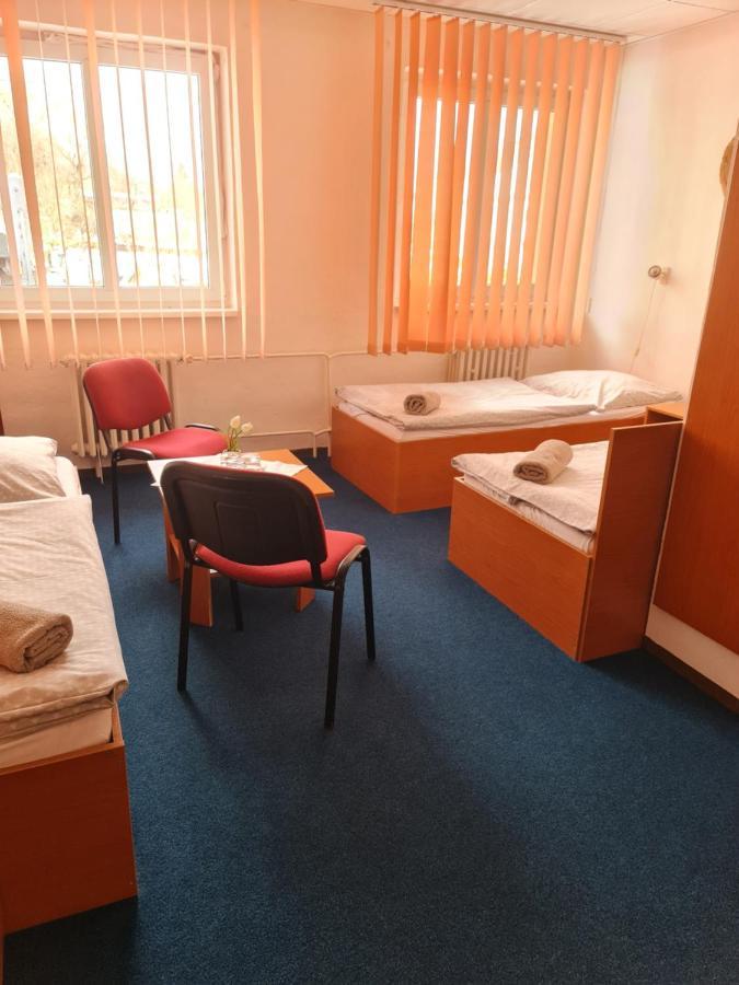 Penzion Olympia Banská Bystrica Buitenkant foto