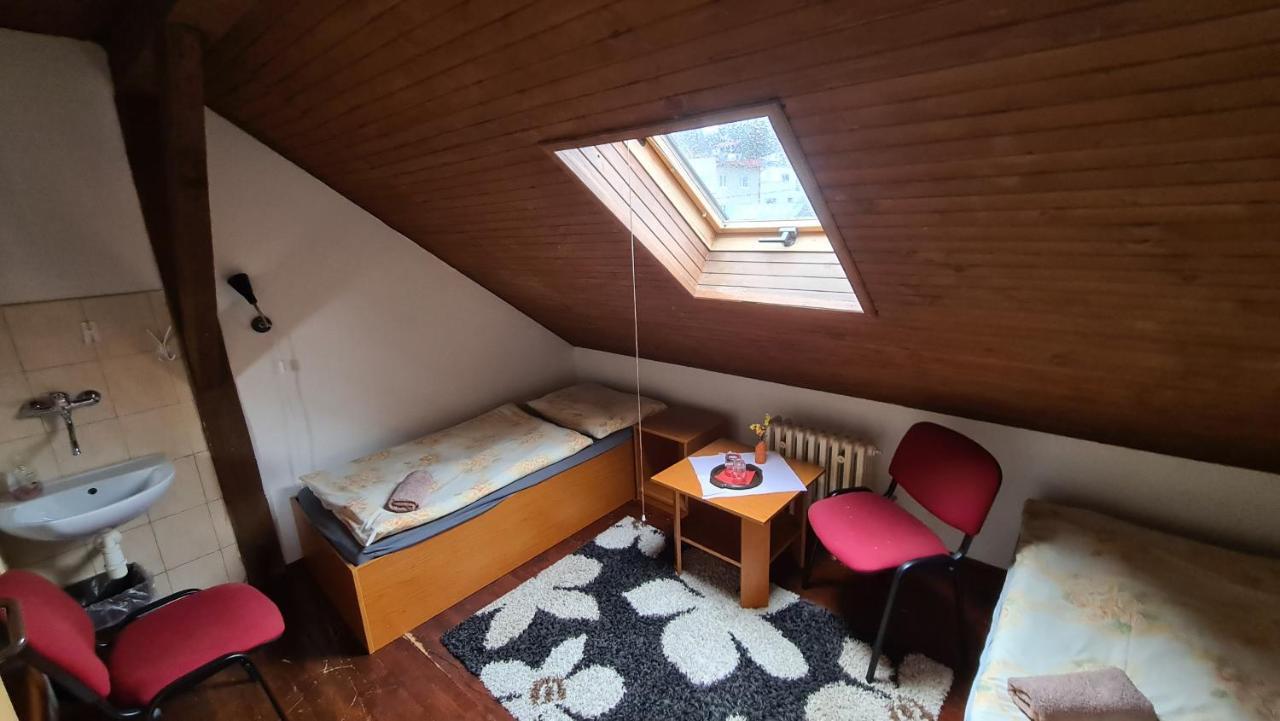 Penzion Olympia Banská Bystrica Buitenkant foto