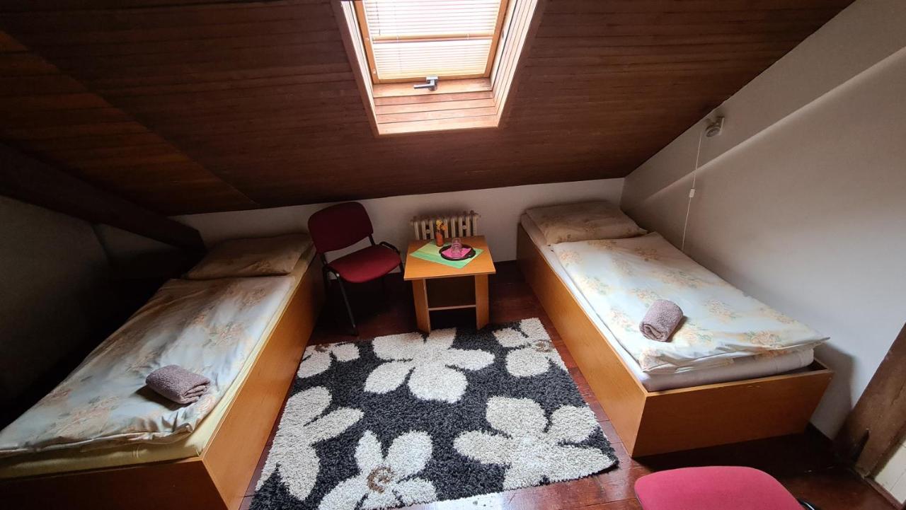 Penzion Olympia Banská Bystrica Buitenkant foto
